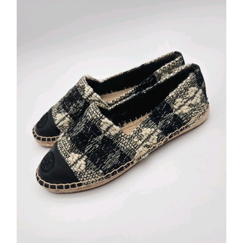 Tory Burch Logo Espadrille Flats Black Ivory Tweed Round Toe Slip-On sz 6.5 - Picture 2 of 8